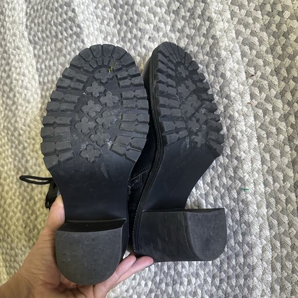 Torrid Womens Black Chunky Zip Ankle Lug Heel Leather Combat Bootie 10ww Wide - Picture 7 of 10